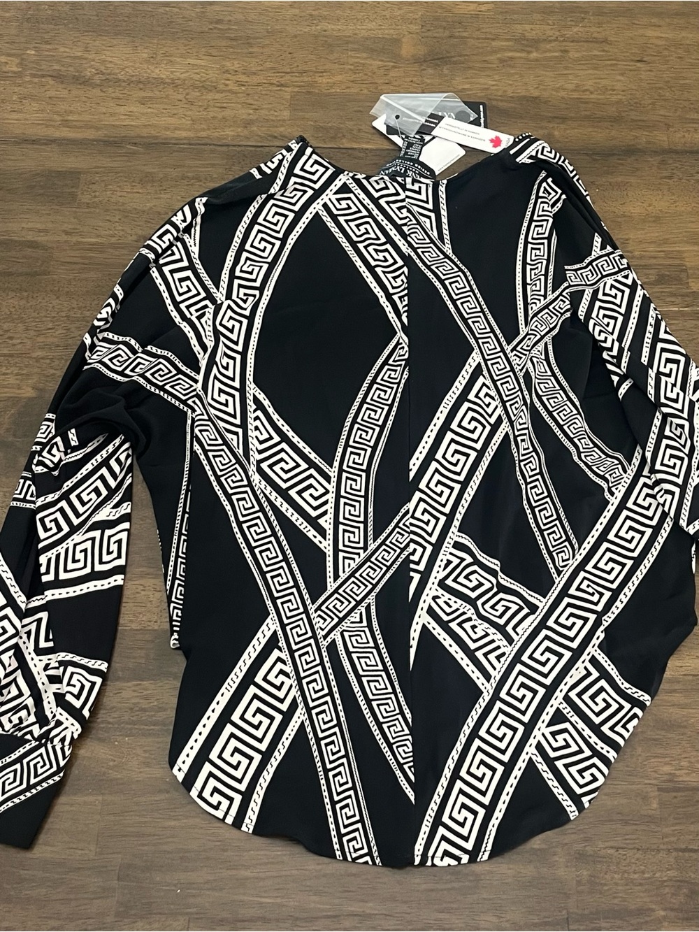 Frank Lyman Knit Top Designer Tie Knot Front Rhinestone Zip Neckline Size 8 NWT - Picture 8 of 12